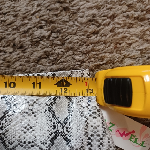 Snakeskin print skirt - Picture 7 of 8